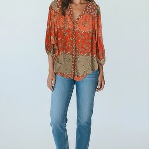Chic Floral Patchwork Blouse in Orange and Tan
